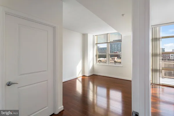 $3,495 | 157 Fleet Street, Unit 703, Oxon Hill, MD 20745