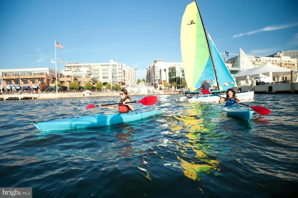 $3,495 | 157 Fleet Street, Unit 703, Oxon Hill, MD 20745