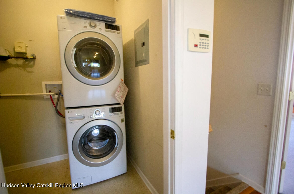 402 Commons Lane Saugerties, NY 12477 - Photo 23 of 29 a utility room with dryer and washer