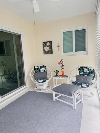 $159,900 | 2950 Southeast Ocean Boulevard, Unit 8, Stuart, FL 34996