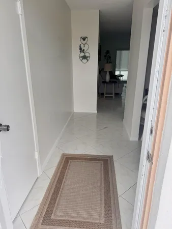 $159,900 | 2950 Southeast Ocean Boulevard, Unit 8, Stuart, FL 34996