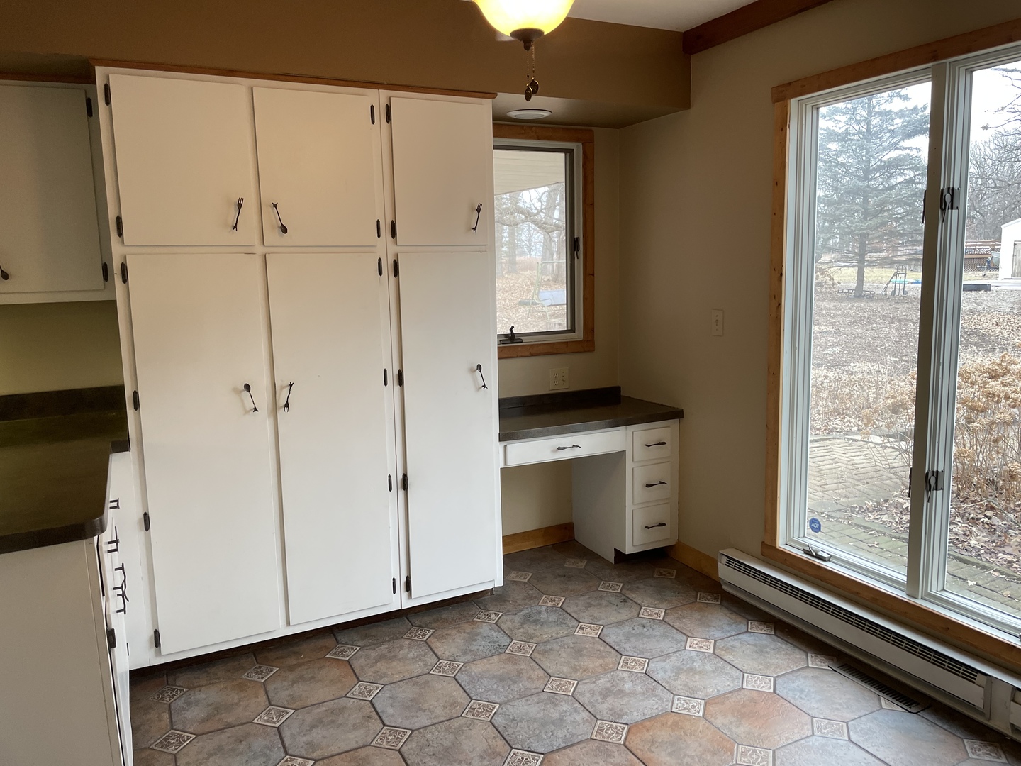 5650 West Bluff Road Morris, IL 60450 - Photo 11 of 53 a view of utility room with closet