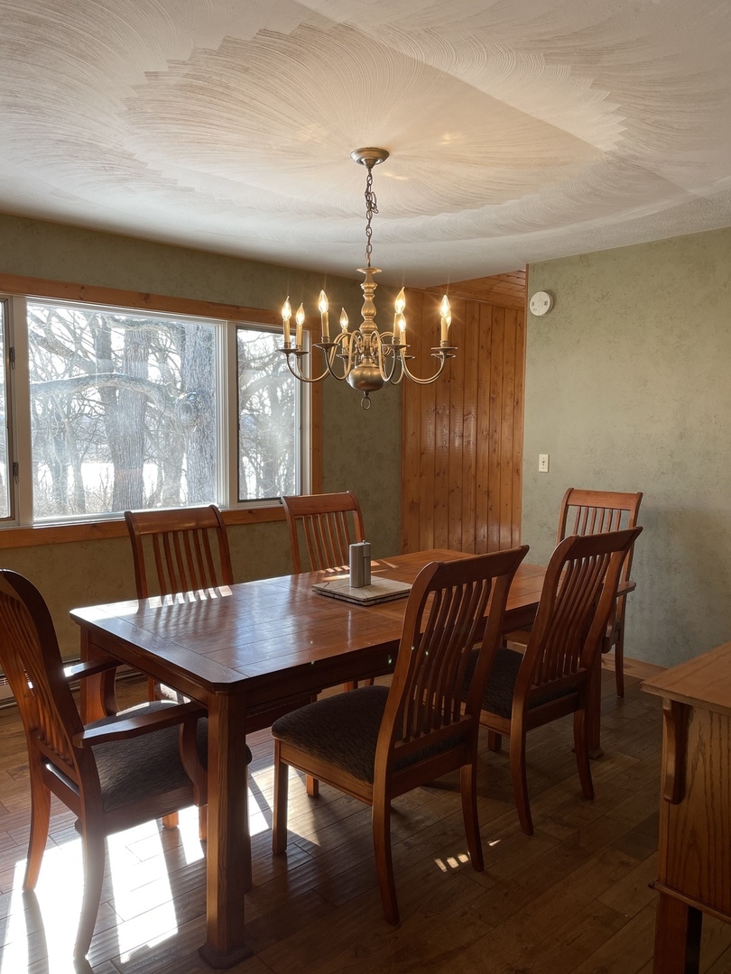 5650 West Bluff Road Morris, IL 60450 - Photo 13 of 53 a view of a dining room with furniture window and outside view