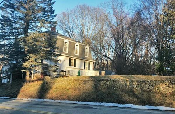 9 Boston Road Sutton, MA 01590 - Photo 4 of 34
