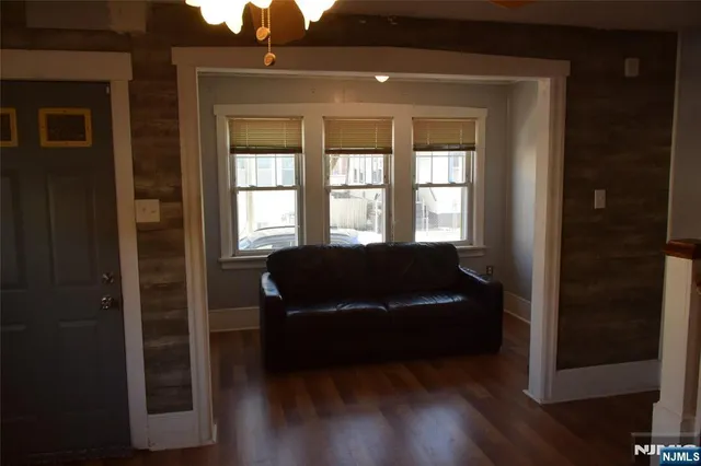 $249,900 | 241 Guard Place, Pleasantville, NJ 08232