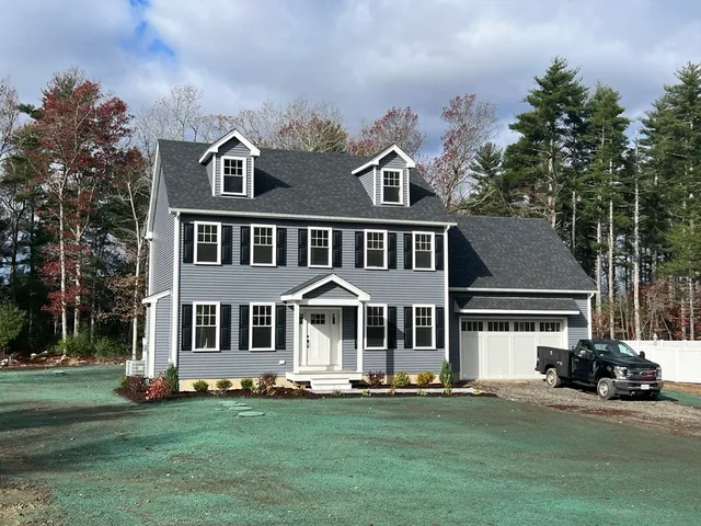 $825,000 | 1754 Central Street, East Bridgewater, MA 02333