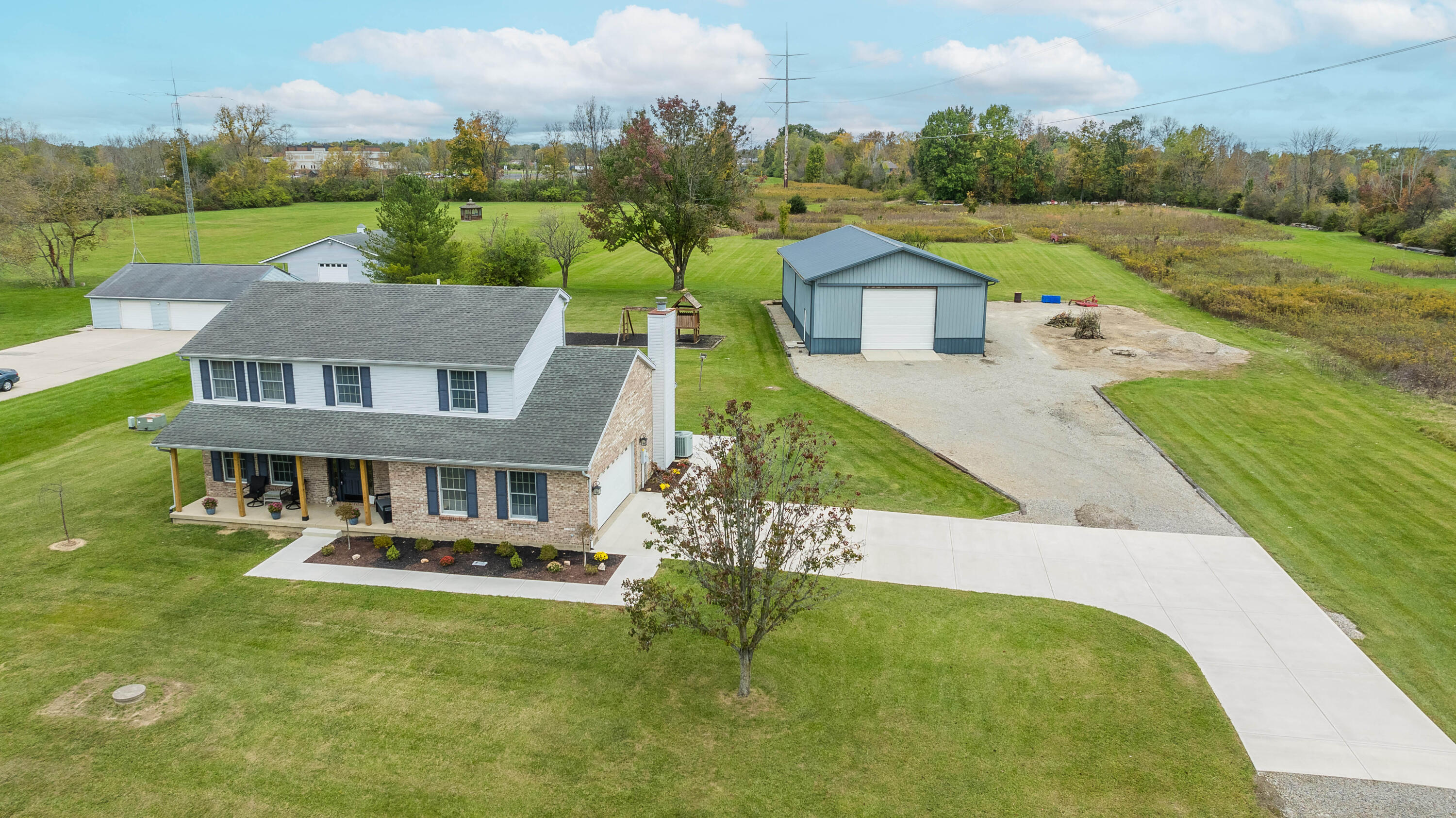 6535 North Kimmel Road Clayton, OH 45315 - Photo 3 of 43