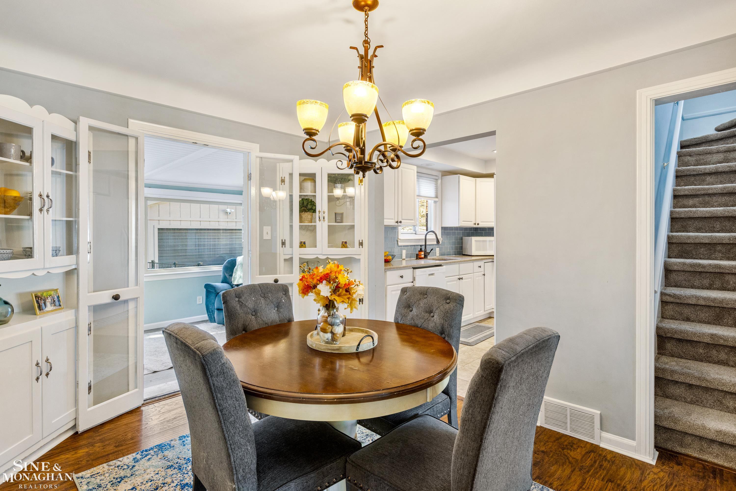 1535 Fairholme Road Grosse Pointe, MI 48236 - Photo 12 of 43 50160597-4FC4AECD-EA15-4E9C-992B-0E4A32BEB30A.JPG