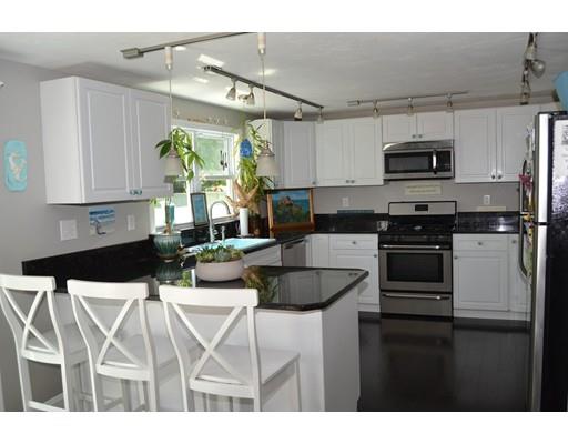 283 Burnham Road Lowell, MA 01852 - Photo 4 of 42 Gallery Image 4