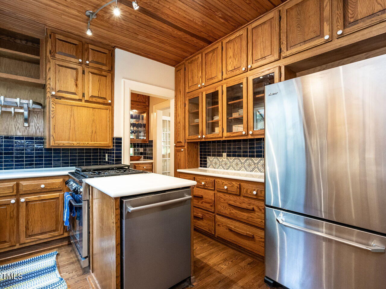 2501 Kenmore Drive Raleigh, NC 27608 - Photo 24 of 58