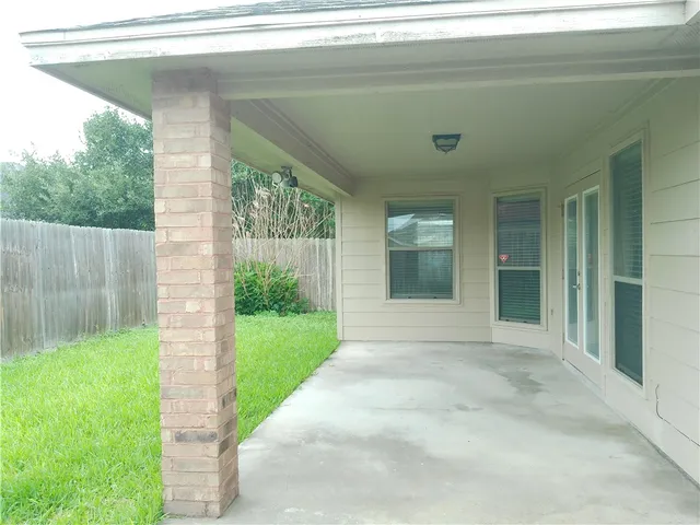 $2,095 | 2514 Windblown Drive, Corpus Christi, TX 78414