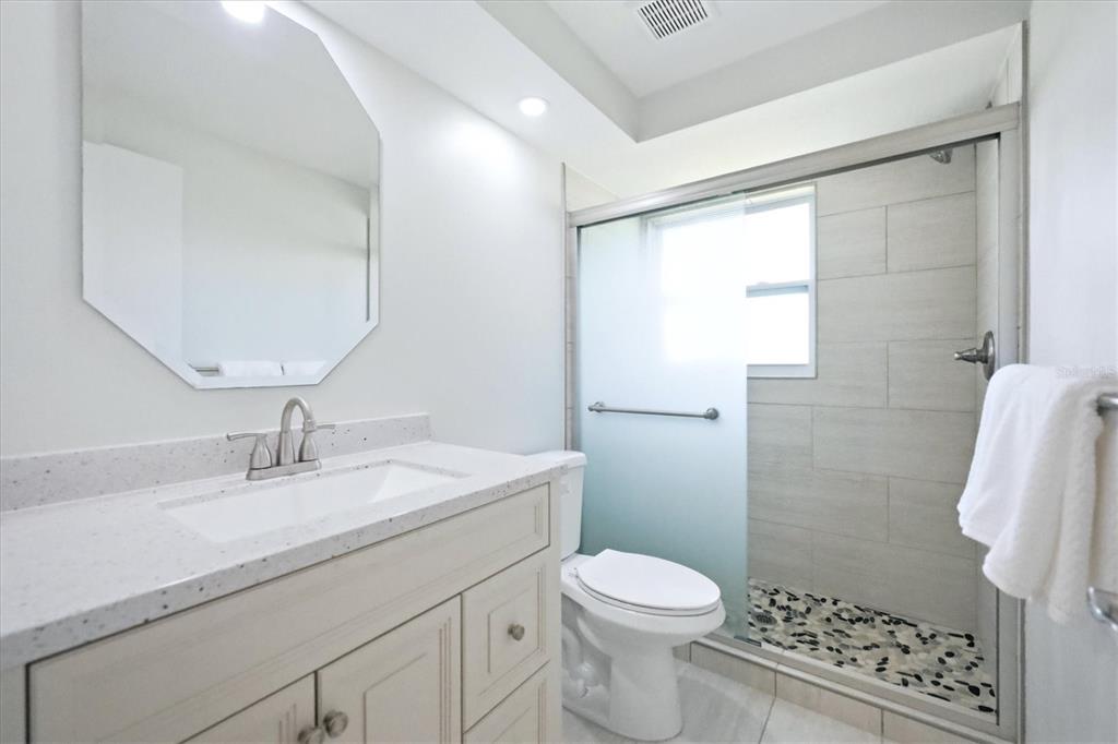 5847 Regent Road Venice, FL 34293 - Photo 23 of 54 Gallery Image 23