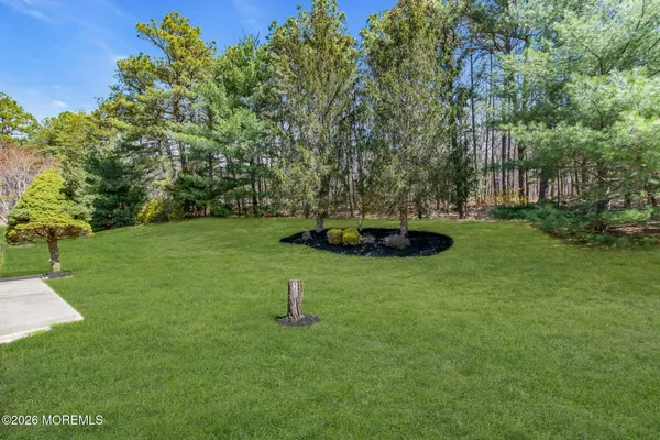 $429,000 | 2621 Meadow Lake Drive, Toms River, NJ 08755