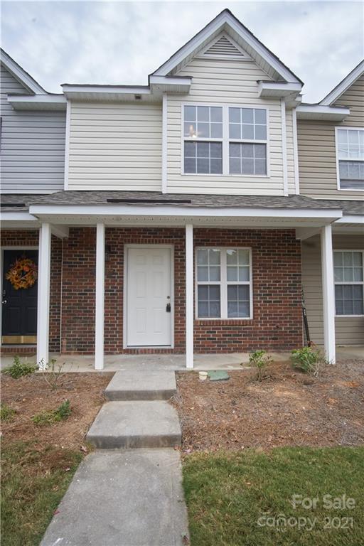 3235 Blythe Ridge Court Charlotte, NC 28213 - Photo 14 of 14 front view of the house