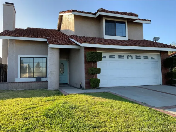 $3,300 | 6758 Emerald Court, Fontana, CA 92336