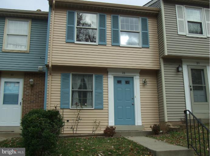 23 Cross Ridge Court Germantown, MD 20874 - Photo 1 of 19 a front view of a house