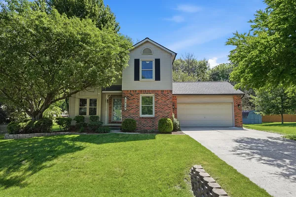 $330,000 | 1215 Lori Lane, Fenton, MI 48430