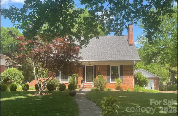 $849,000 | 1745 Wensley Drive, Charlotte, NC 28210