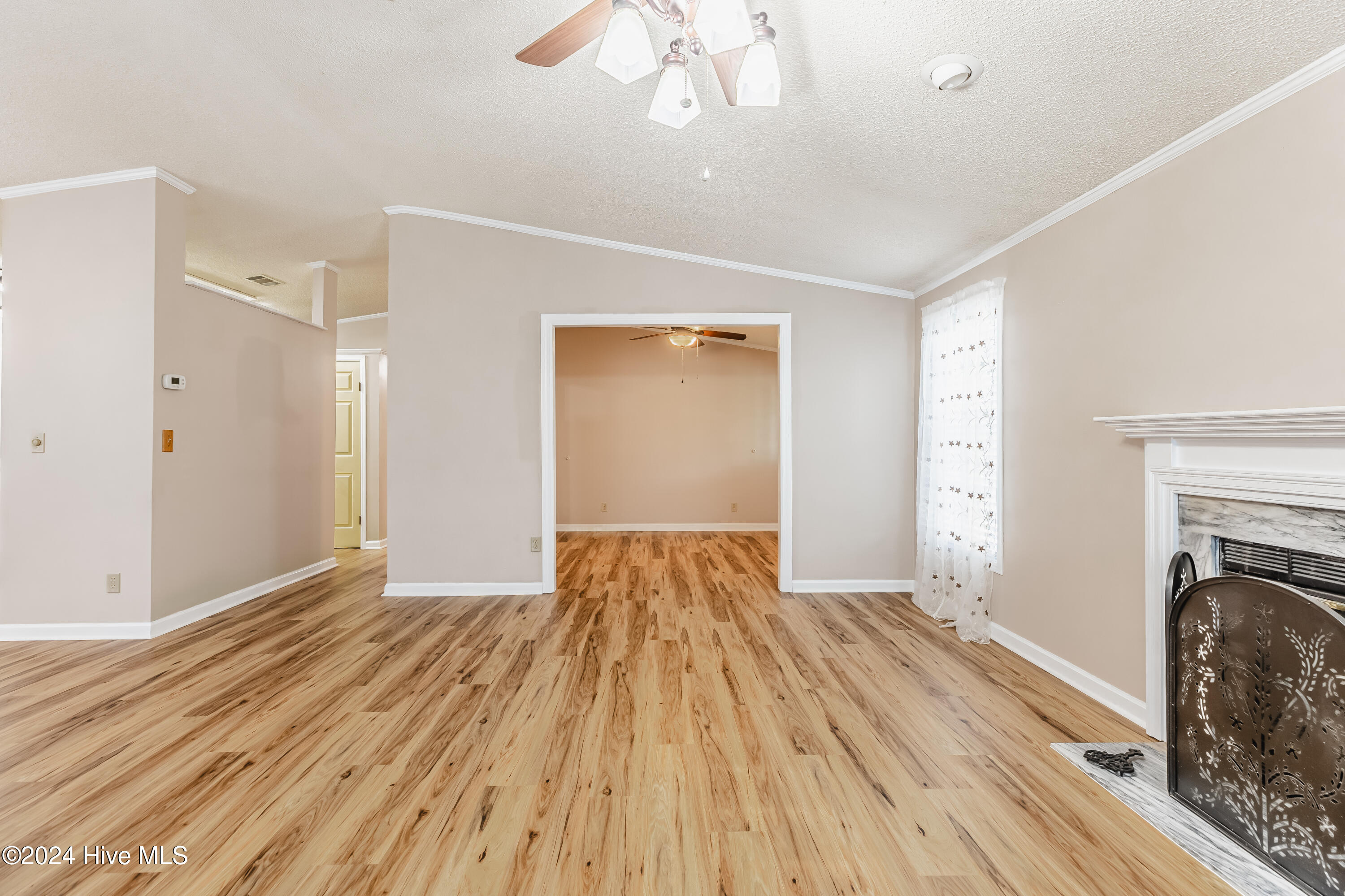 515 Deer Path Calabash, NC 28467 - Photo 4 of 44 515 Deer Path, Living Room-2