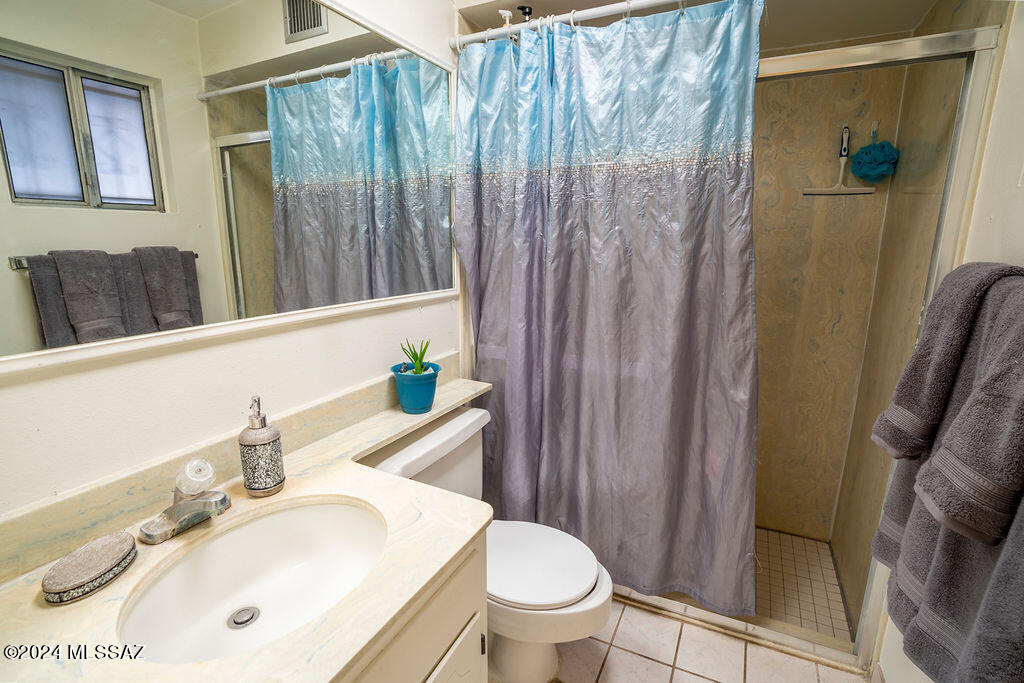 31 East Pastime Road Tucson, AZ 85705 - Photo 12 of 20