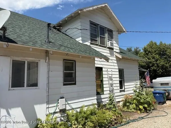 $464,000 | 208 East Montana Street, Sheridan, WY 82801