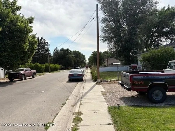 $464,000 | 208 East Montana Street, Sheridan, WY 82801