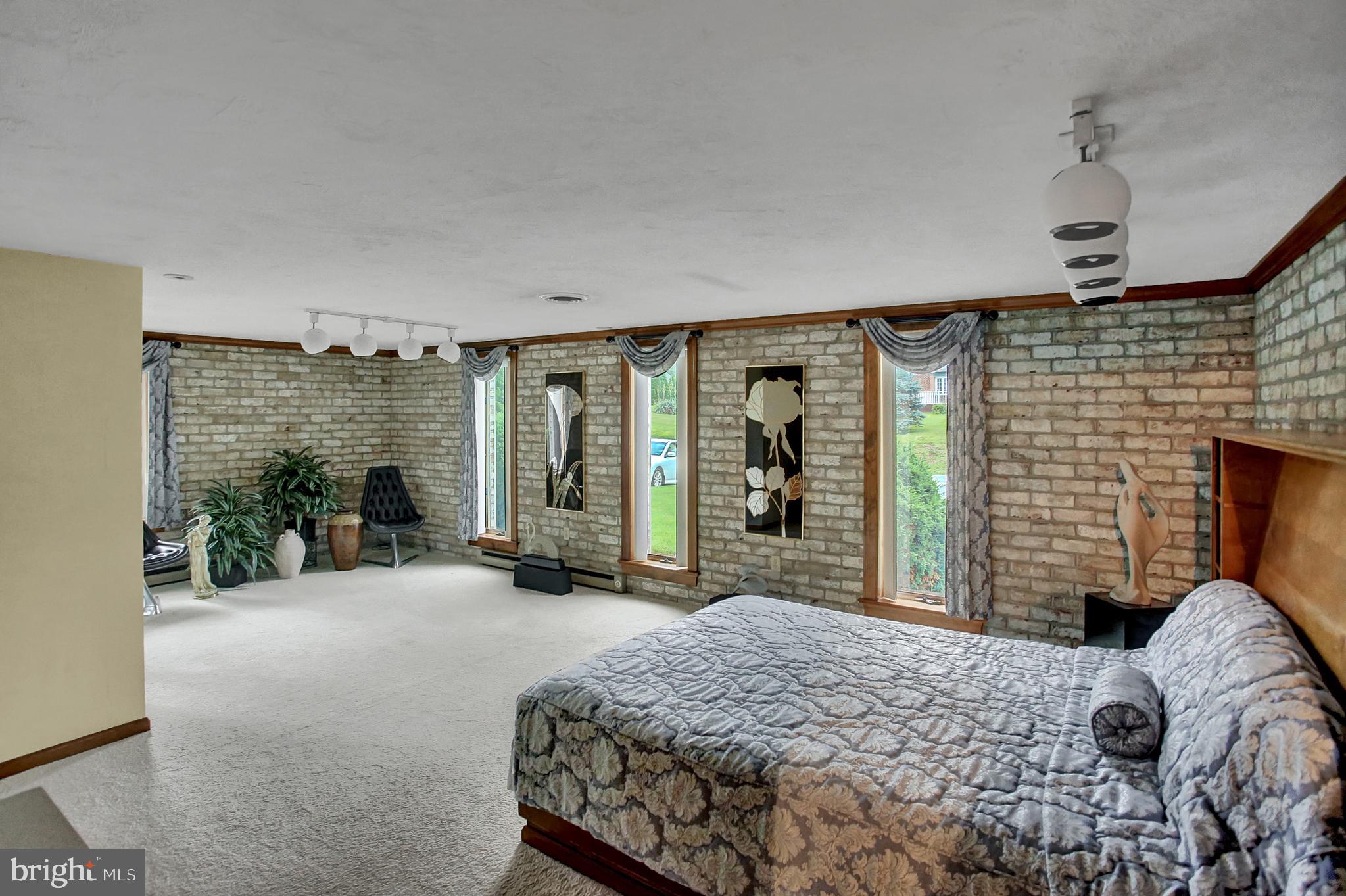 287 Brough Road Abbottstown, PA 17301 - Photo 23 of 43 Gallery Image 23