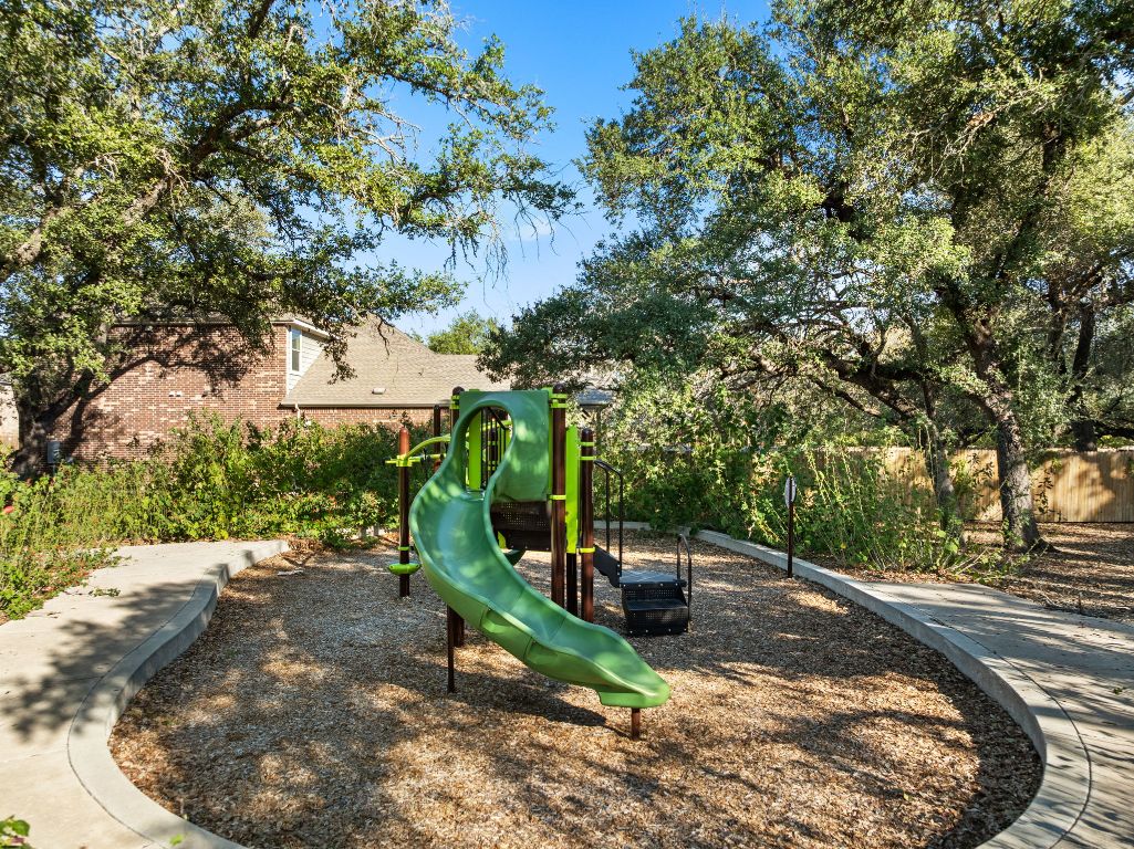 740 Aliso Trail Leander, TX 78641 - Photo 34 of 35 a view of outdoor space with garden
