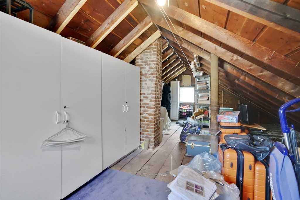 122 Shawmut Street Springfield, MA 01108 - Photo 31 of 42