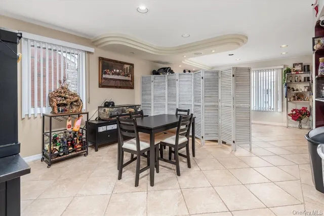 a view of a livingroom with furniture