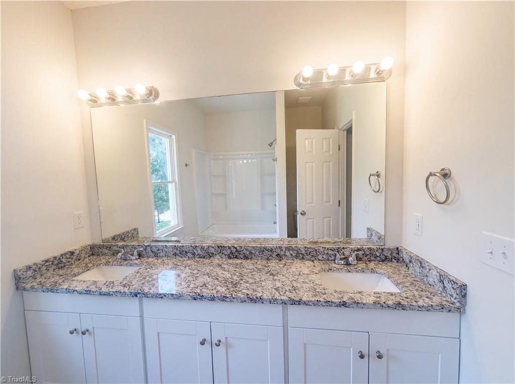 3719 Harrington Point High Point, NC 27265 - Photo 10 of 17