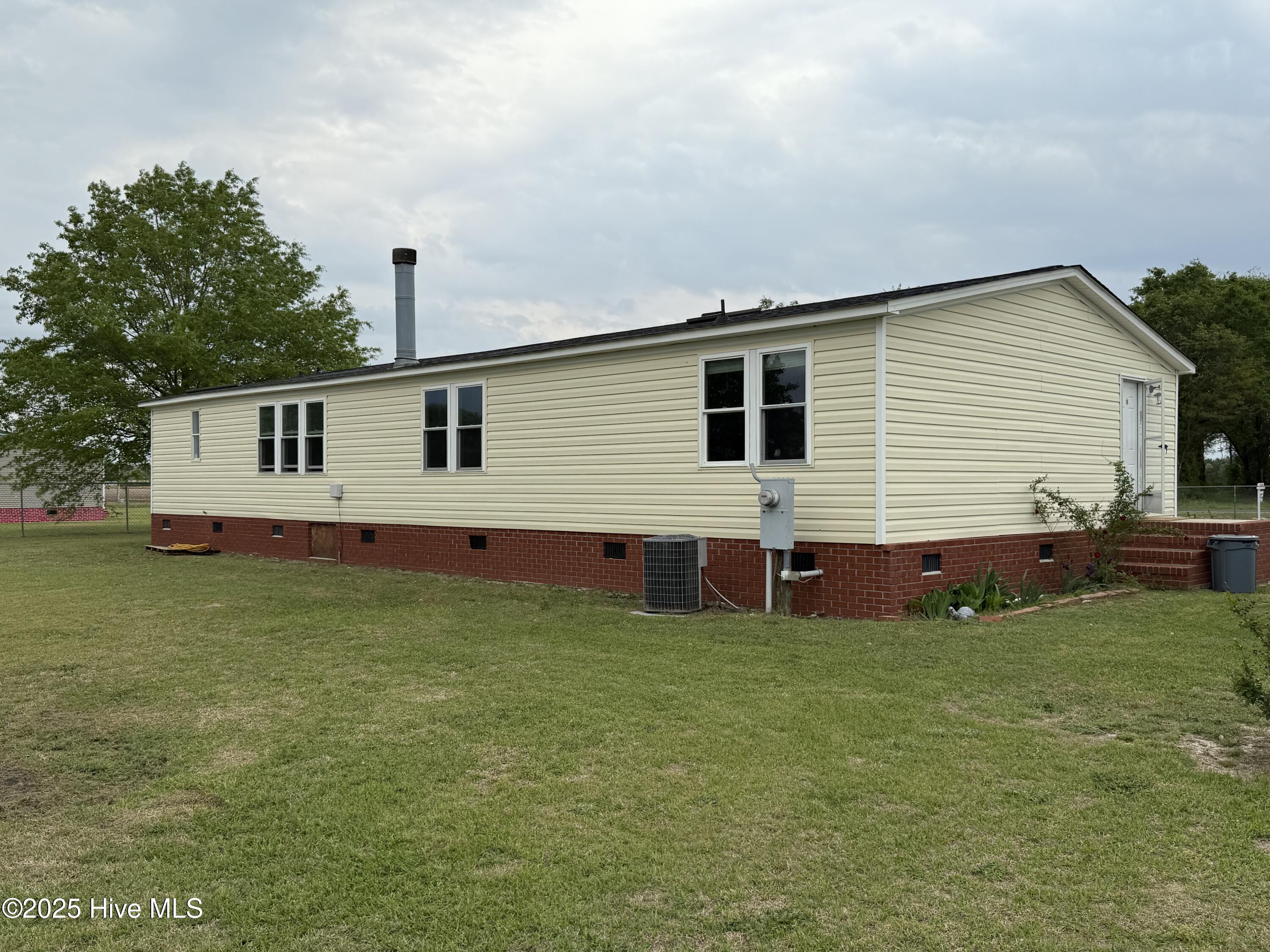 1071 Red Hill Road Mount Olive, NC 28365 - Photo 20 of 20 IMG_1253