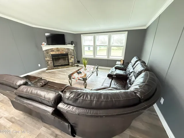 $194,900 | 1071 Red Hill Road, Mount Olive, NC 28365