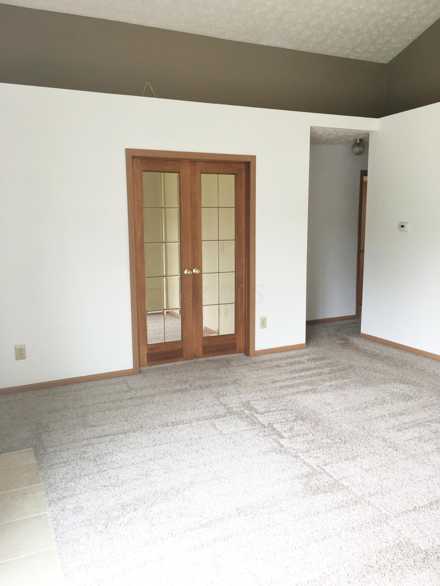2219 Margo Road Columbus, OH 43229 - Photo 4 of 17 Gallery Image 4