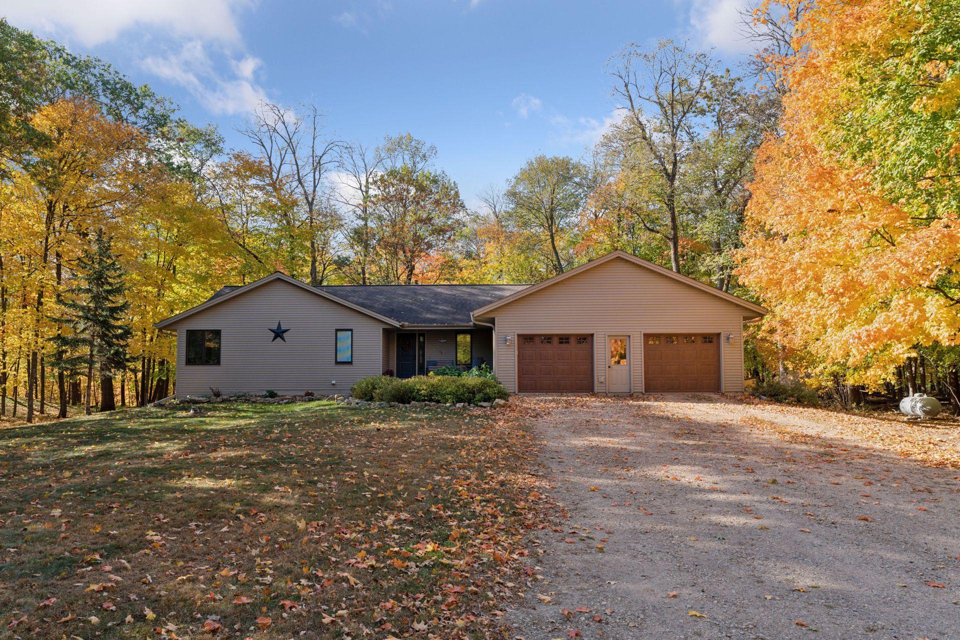 29833 Henderson Station Road Henderson, MN 56044 - Photo 1 of 1 Gallery Image 1