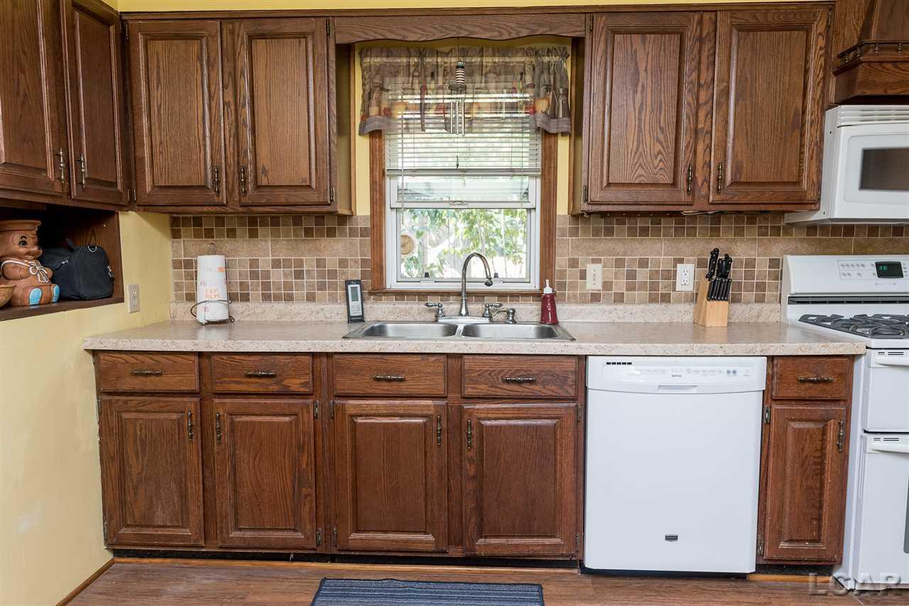 5520 West Beecher Road Adrian, MI 49221 - Photo 16 of 45 31354896-15.JPG