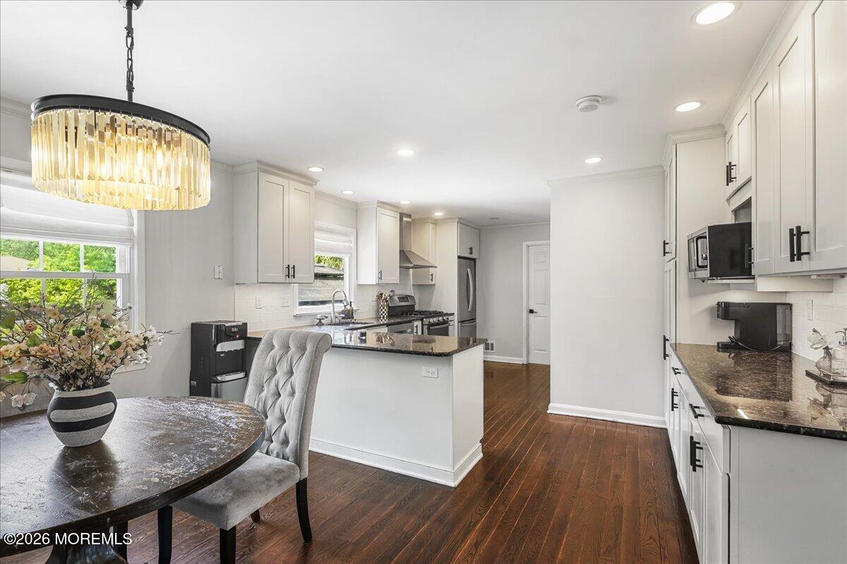 16 Newcastle Road Freehold, NJ 07728 - Photo 13 of 32 15-Kitchen