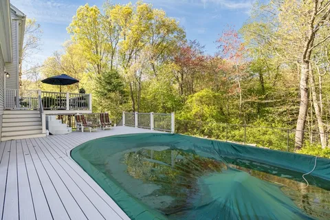 $845,000 | 5 Nottingham Way, Freetown, MA 02702