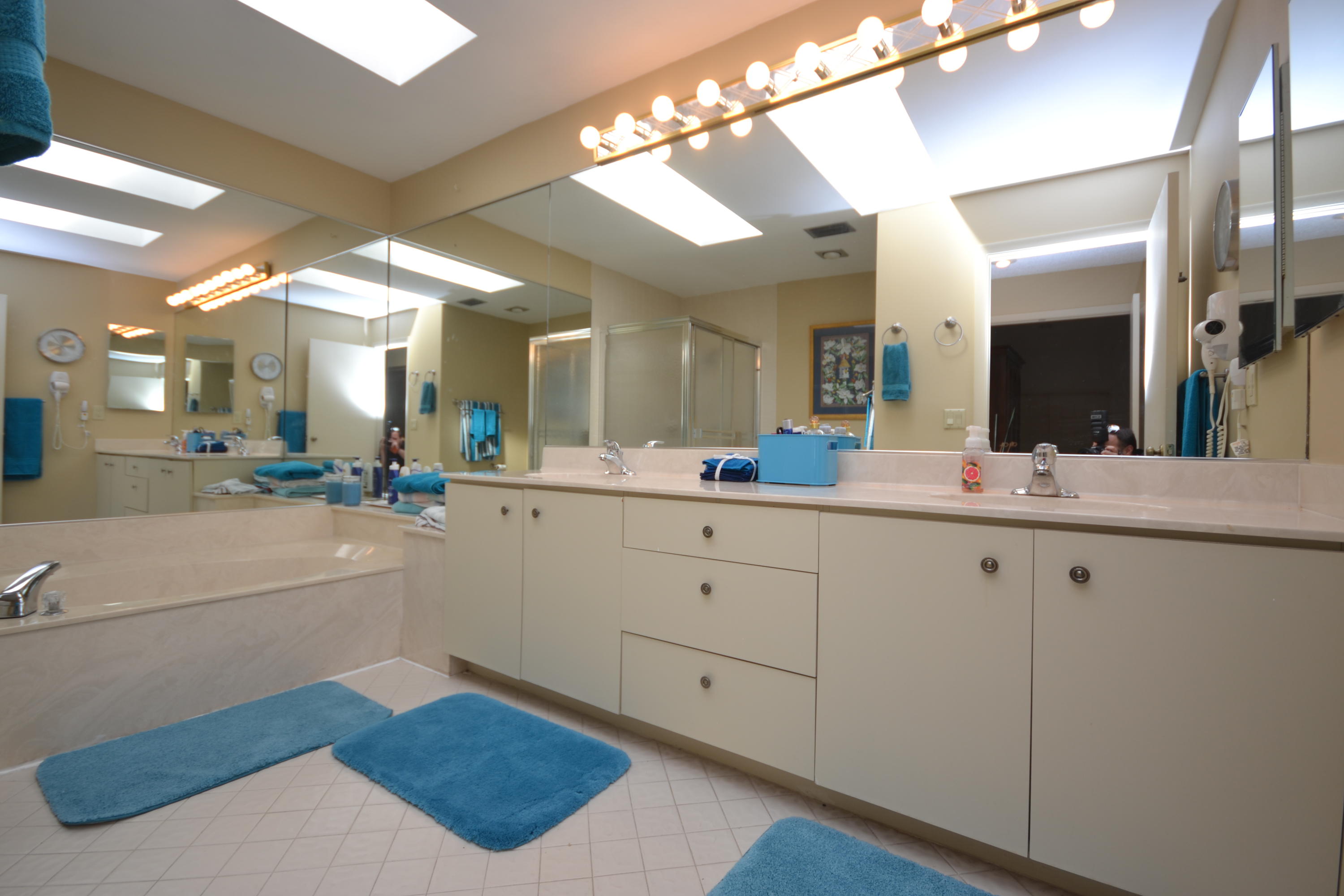 11147 Highland Circle Boca Raton, FL 33428 - Photo 13 of 37 Master Bath