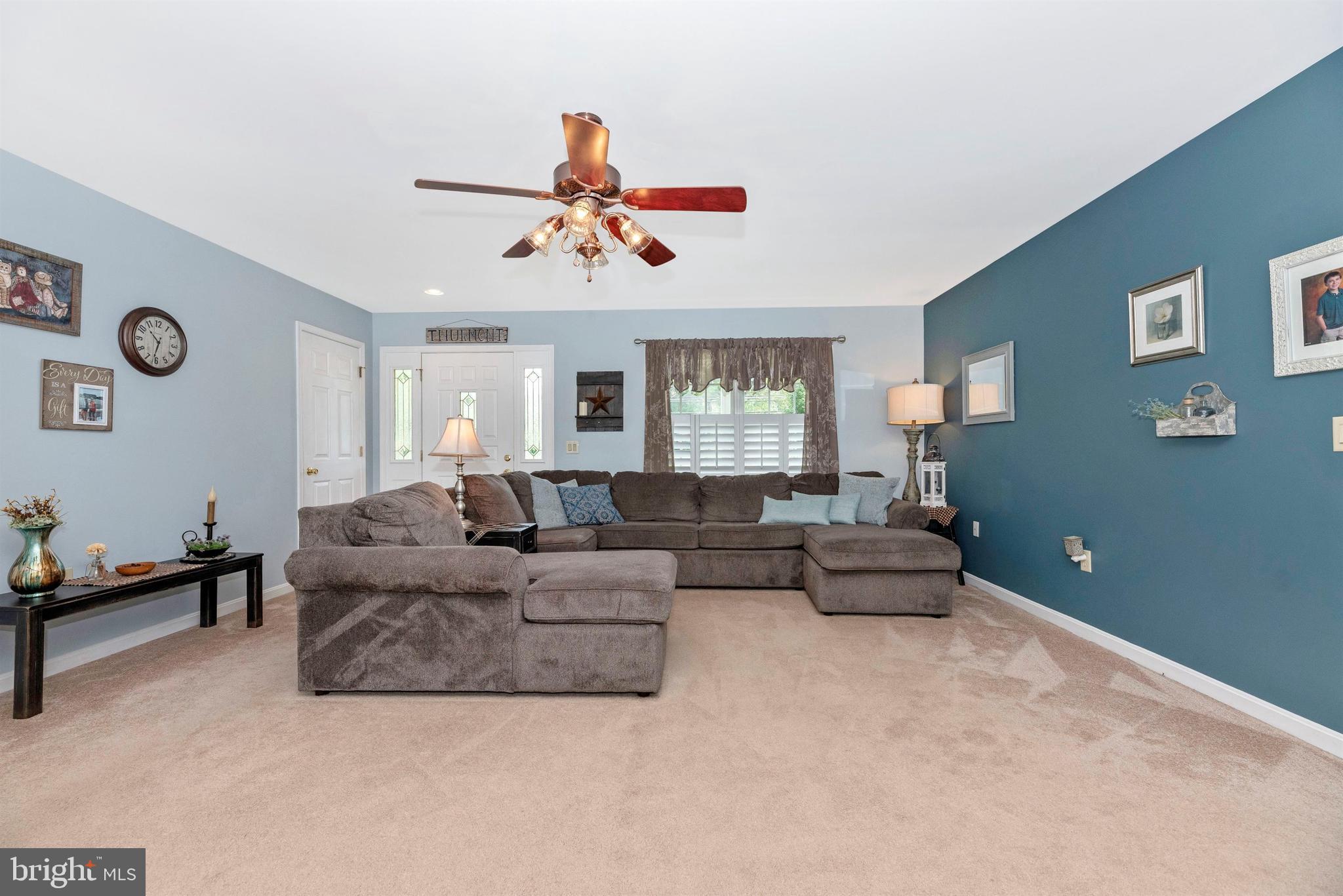 7819 Rocky Ridge Road Thurmont, MD 21788 - Photo 7 of 62 Living Room