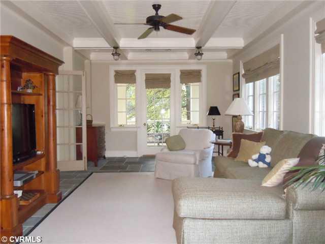 6107 Three Chopt Road Richmond, VA 23226 - Photo 9 of 12 Den/Family/Great Room
