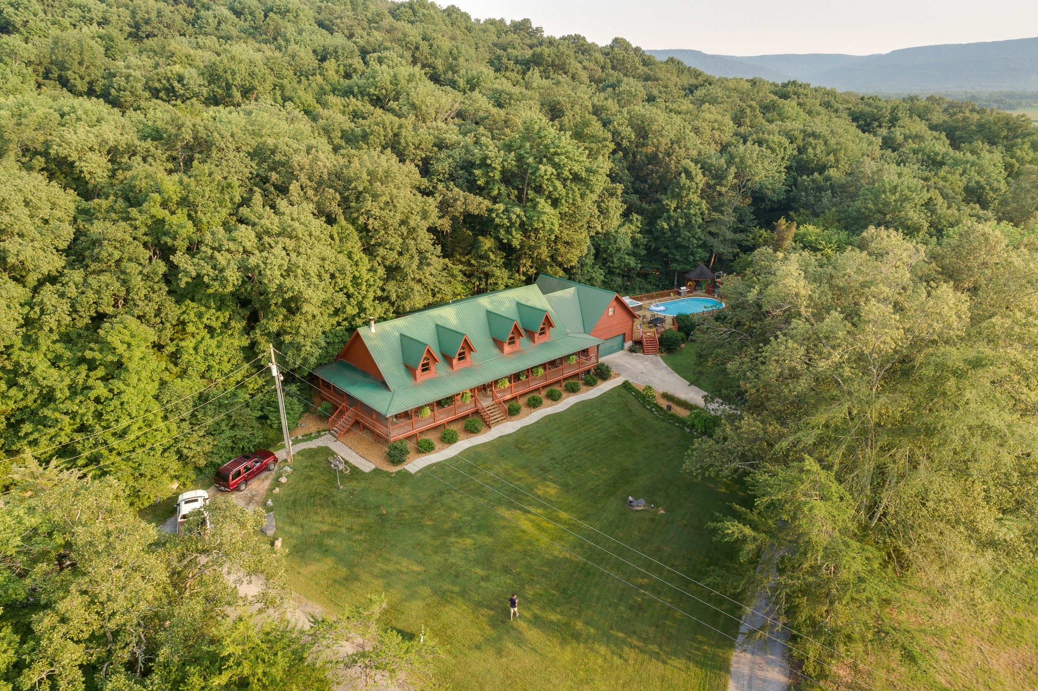 658 Rieder Lane Pelham, TN 37366 - Photo 5 of 50