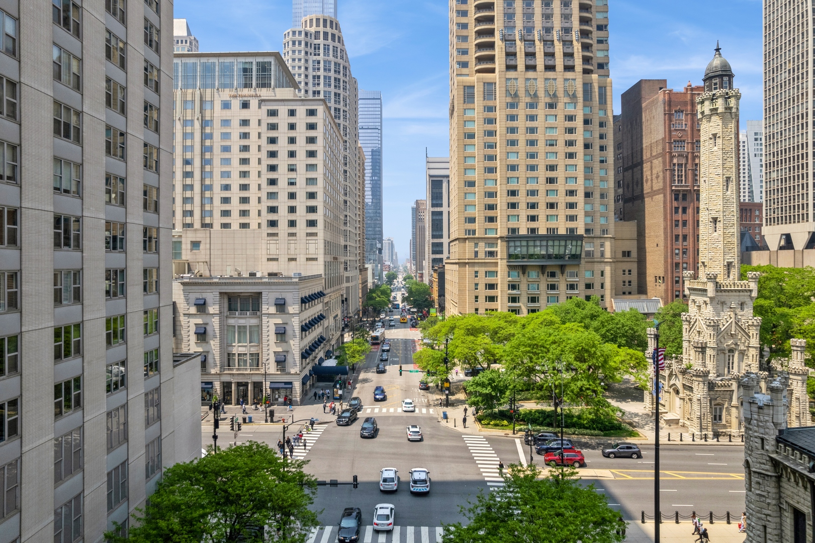 58 East Chicago Avenue Chicago, IL 60611 - Photo 24 of 27 a city view with tall buildings