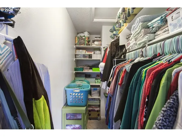 $225,000 | 1322 Northeast Hogan Drive, Gresham, OR 97030