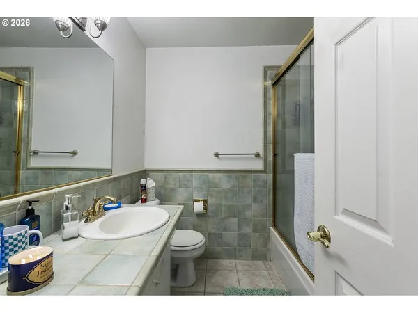 $225,000 | 1322 Northeast Hogan Drive, Gresham, OR 97030