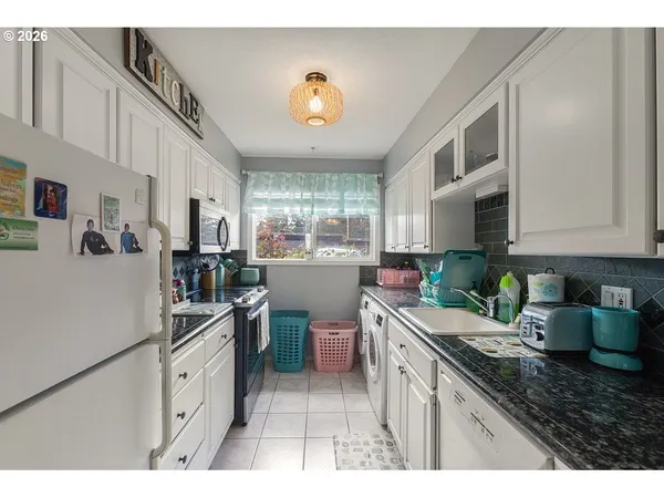 $225,000 | 1322 Northeast Hogan Drive, Gresham, OR 97030