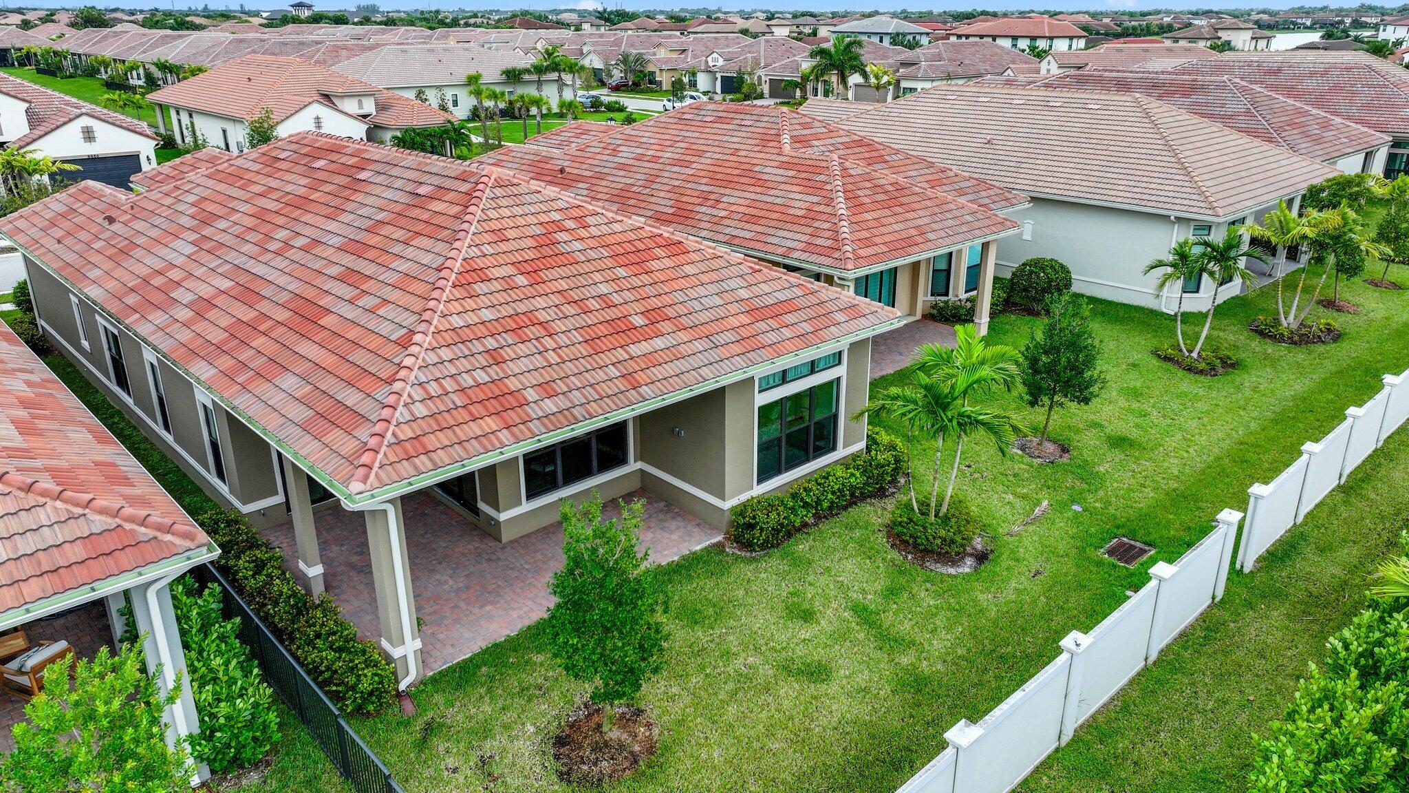 8887 Leon Circle Parkland, FL 33076 - Photo 36 of 54 8887 Leon Circle West - 50.jpg-SMALL