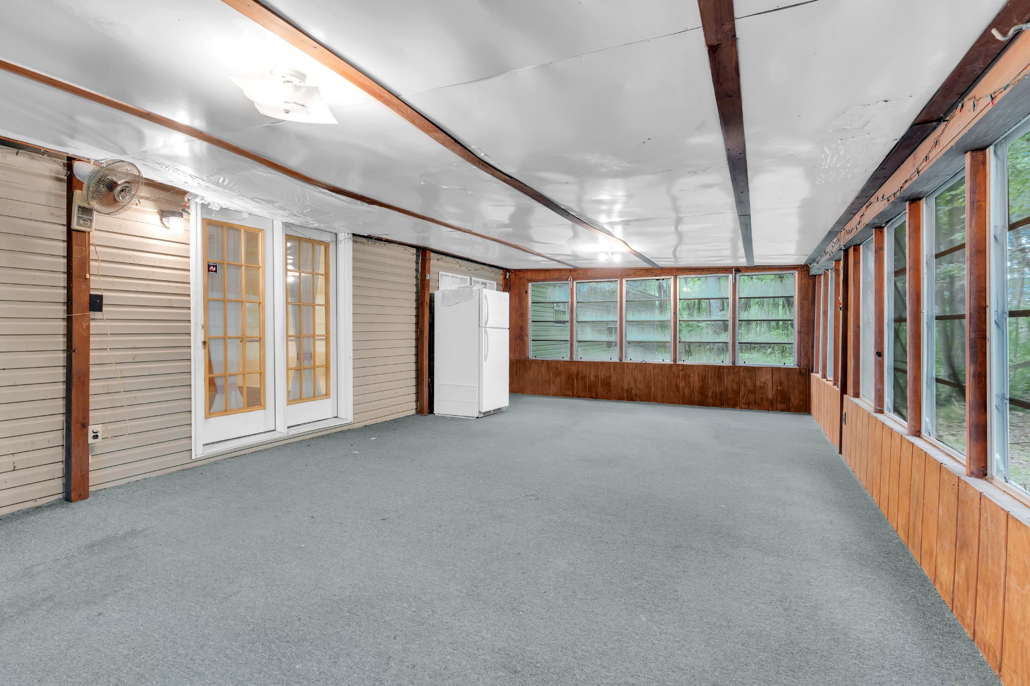 2635 Pete Sain Road Manchester, TN 37355 - Photo 36 of 52 a view of an empty room with a balcony