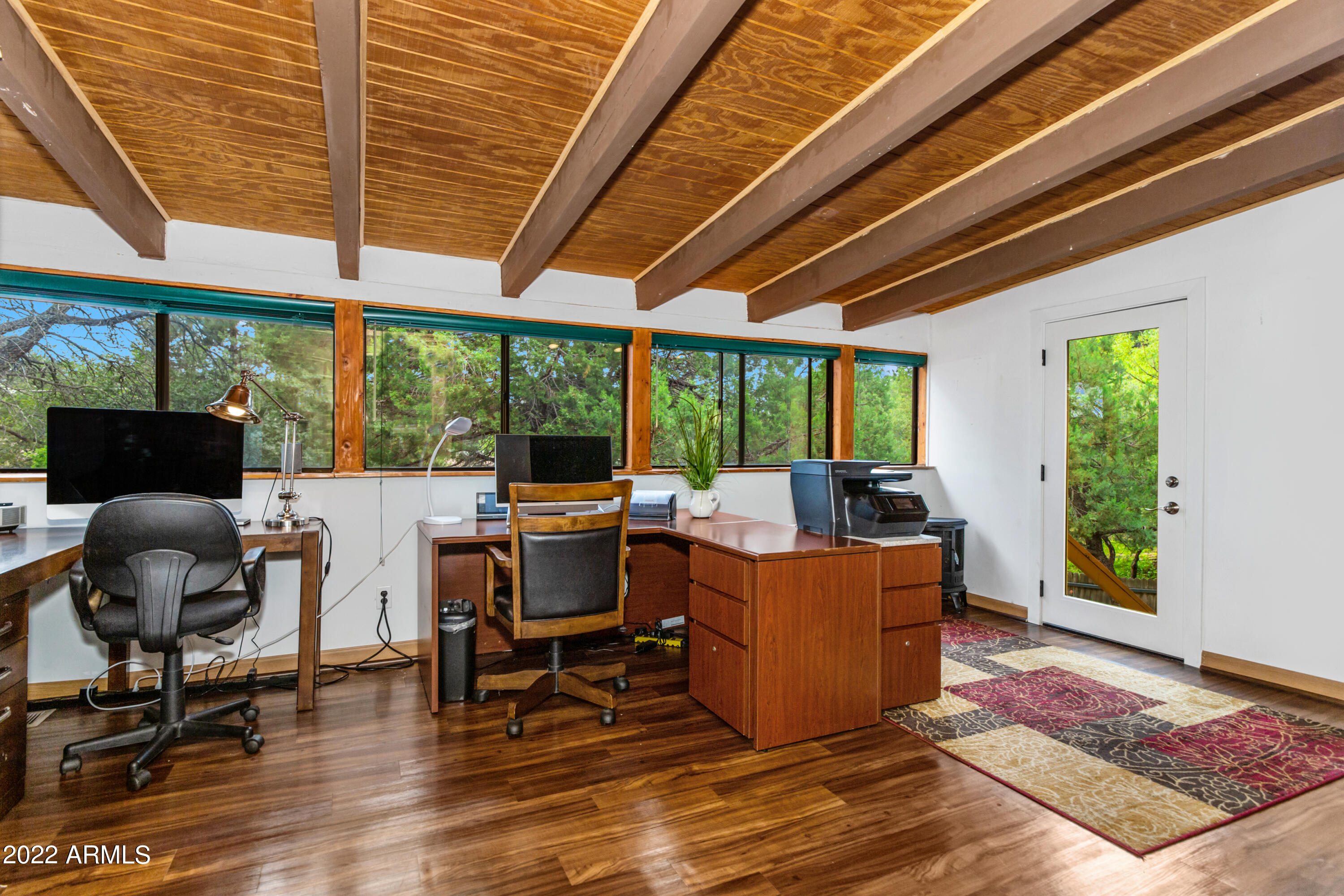 002_Office Or Game Room