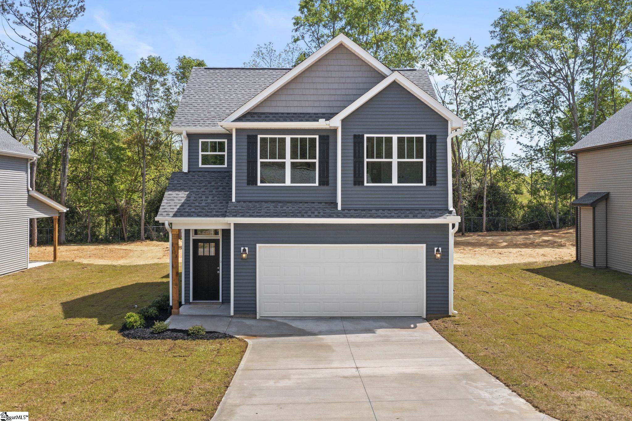 113 Sherwood Road Easley, SC 29640 - Photo 3 of 30